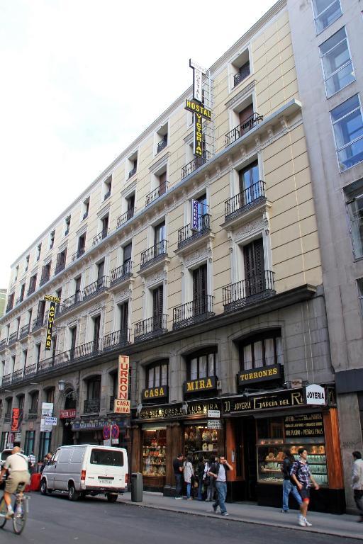 Hostal Victoria III Madrid Ruang foto
